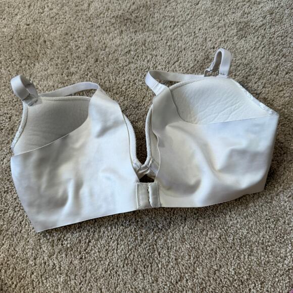 Secret Treasures Off-White Floral Lace Overlay Underwire Bra Women's Size 36C - Picture 3 of 5